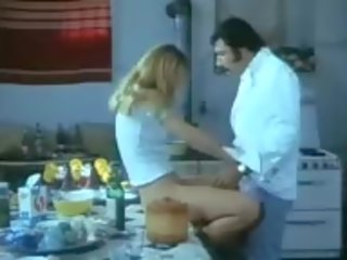 Les queutardes 1977: fria xczech x topplista video- show b1
