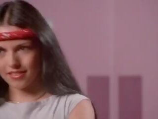 Kropp flickor 1983: fria ms kropp smutsiga filma vid dc