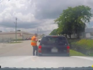 Roadside - stranded latina rumaja fucks concupiscent mechanic